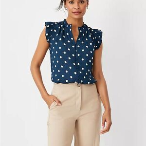 Ann Taylor Flutter Sleeve Blue & White Button Down Top | Women's - M